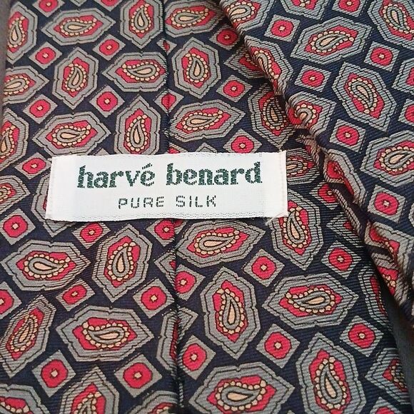 Harve Benard  pure silk paisley print  tie EUC - Picture 6 of 6